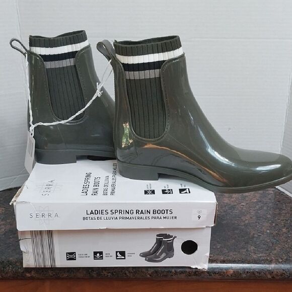 Loden Green Serra Women's Green Rain Boot...Size 9...NEW IN BOX - Picture 1 of 7
